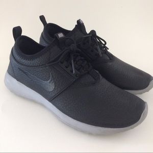 Women’s Nike Juvenate Premium Black 7.5 leather